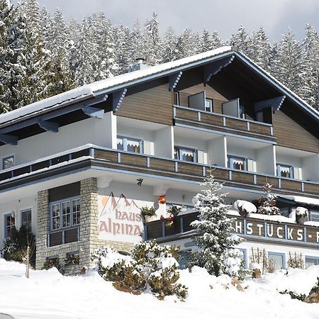 Haus Alpina Bed & Breakfast ราดชตัดท์ ภายนอก รูปภาพ