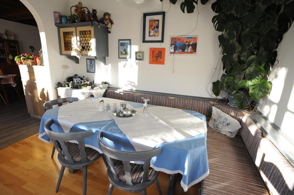 Haus Alpina Bed & Breakfast ราดชตัดท์ ภายนอก รูปภาพ