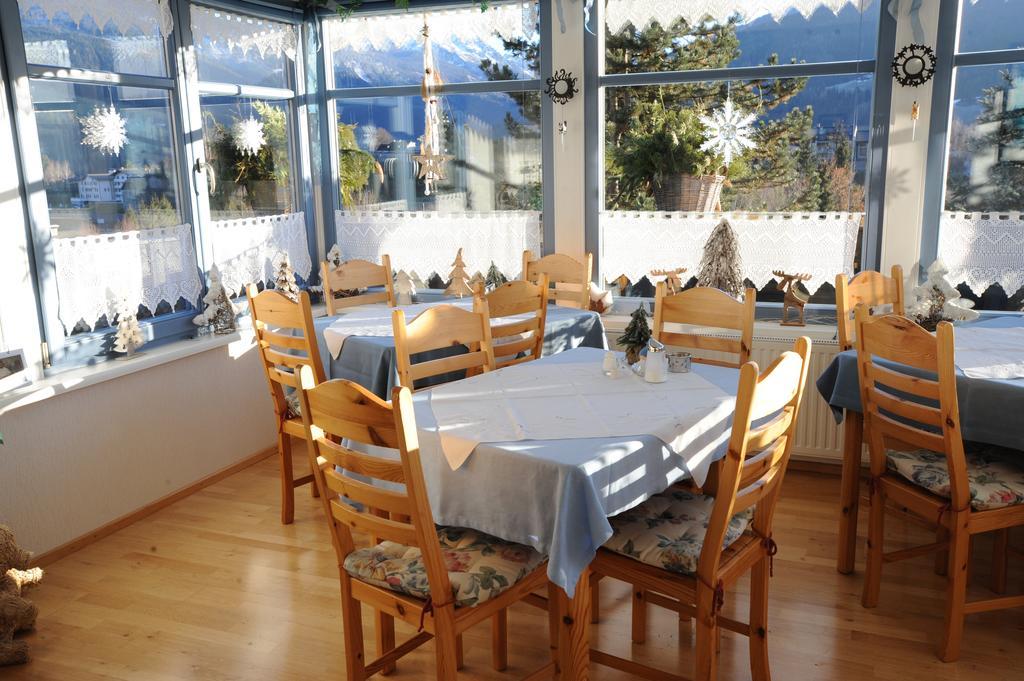 Haus Alpina Bed & Breakfast ราดชตัดท์ ภายนอก รูปภาพ